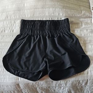 Four Atheltics Paleomg High Waisted Shorts